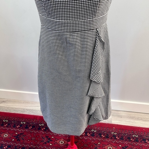 Eliza J Houndstooth Midi Dress Zip Back Lined Front Frill Accent Size 2 - Picture 2 of 9
